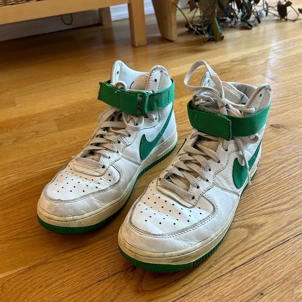 Nike High-Top Air Forces, White and Green